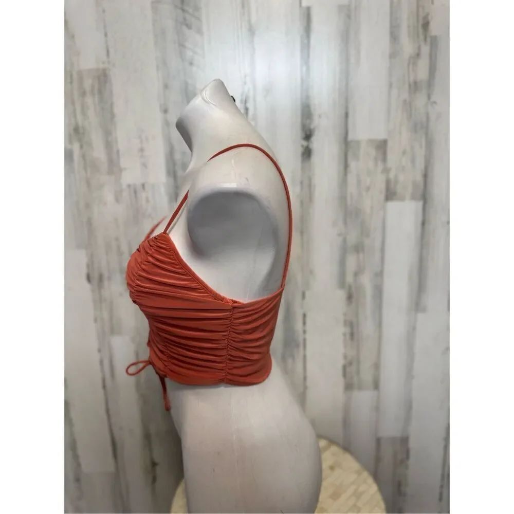 Crop top - Picture 3 of 7